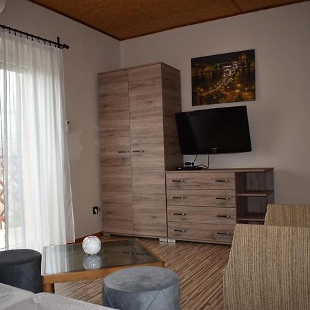 Tanay Vendeghaz Villa Balatonfured Bagian luar foto